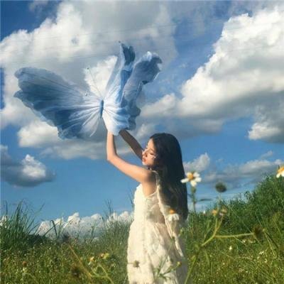 黑衣女孩 在线观看